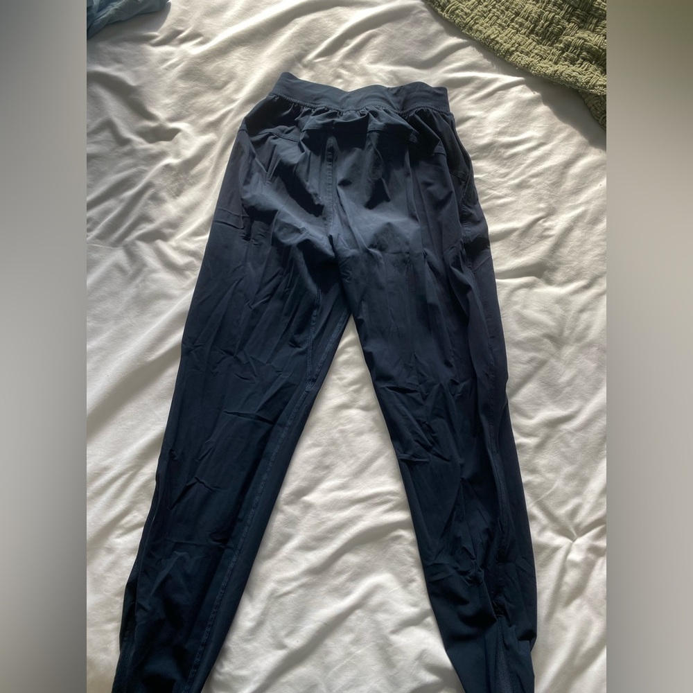 Lululemon Adapt Athletic Joggers- Women’s Size 2